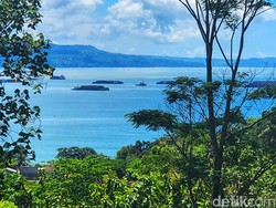 Hijau yang Bukan Sekadar Warna di Palabuhanratu