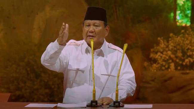 Presiden Prabowo Subianto memerintahkan pengusaha untuk menempatkan 100 persen DHE SDA di bank nasional mulai 1 Maret 2025.
