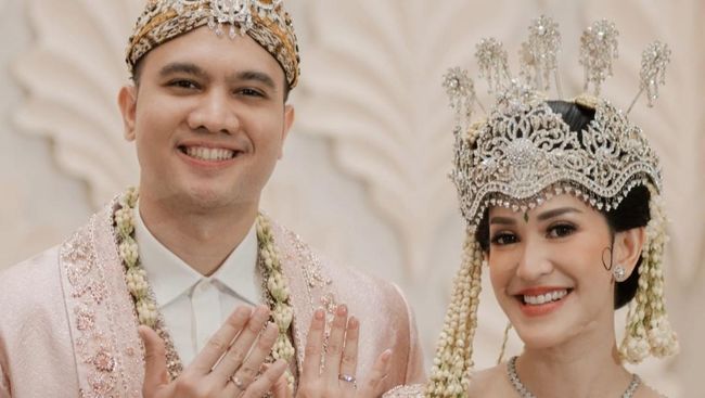 Selamat! Elma Agustin eks Girlband Princess Menikah dengan Ihsan Fadhlur Rahman