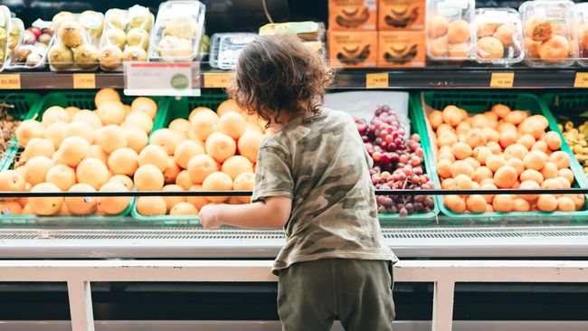 7 Hal Yang Bisa Dipelajari Anak Saat Diajak Belanja Ke Supermarket