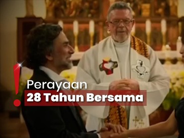 img-title Lakukan Pembaharuan Janji Nikah, Jeremy Thomas: Tidak Direncanakan