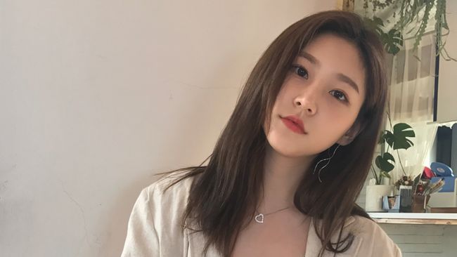 Pihak kepolisian menyatakan tak menemukan tanda-tanda kriminal atau penyusupan orang asing di lokasi kejadian ditemukan Kim Sae-ron meninggal dunia.