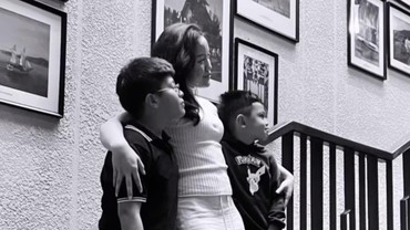 img-title Cerita Pilu Putra Nikita Mirzani Saat Sang Kakak Masih dengan Vadel Badjideh: Kok Kakak Lolly...