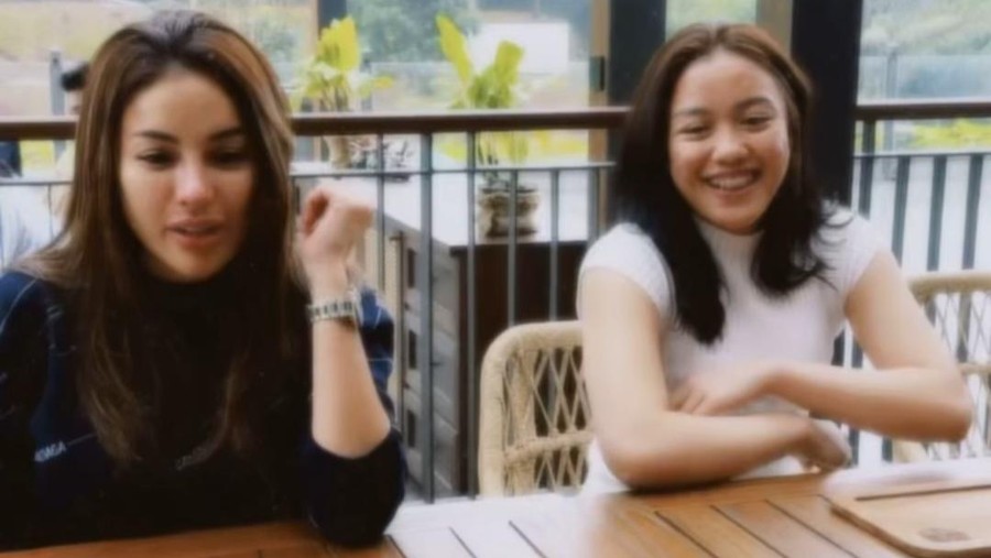 Nikita Mirzani Nikita Mirzani bertemu dengan LM.
