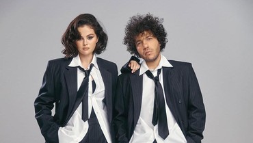 img-title Lirik Lagu Younger And Hotter Than Me - Selena Gomez & Benny Blanco