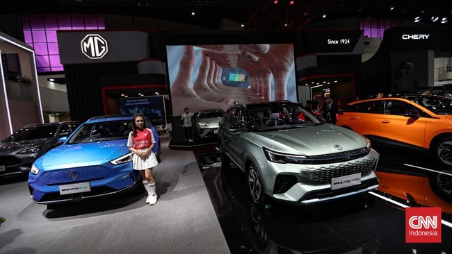 FOTO: Meraba 100 Tahun Kiprah MG di IIMS 2025