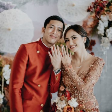 Valerie Tifanka Akhirnya Dilamar Kekasih Sehari Usai Ulang Tahun