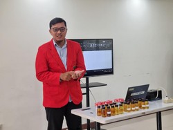 Mahasiswa Untag Buat Alat Deteksi Kualitas Minyak Goreng