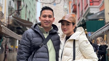 img-title Mantan Suami Nindy Ayunda Diduga Pamer Pacar Baru