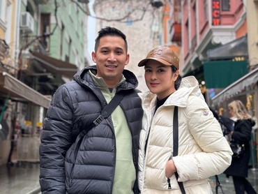 Mantan Suami Nindy Ayunda Diduga Pamer Pacar Baru