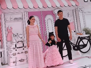 img-title Shandy Aulia Ungkap Eks Suami Biayai Pesta Ulang Tahun Mewah Sang Putri