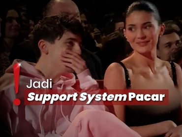img-title Mesranya Kylie Jenner-Timothee Chalamet saat Hadiri Berlin Film Festival
