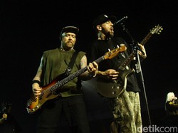 Publik Terpecah Usai Linkin Park Dibilang Sampah oleh Van Basten