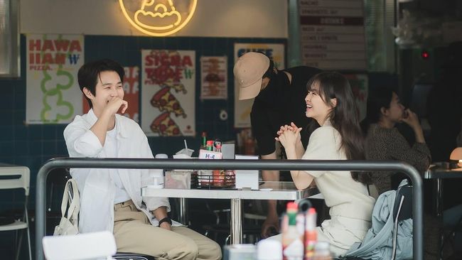 Tayang di Netflix, Simak Deretan Hal-hal Menarik dari Drakor Romantis-Komedi Melo Movie
