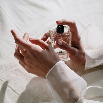 Rekomendasi Wangi Parfum Paling Sesuai Karakter Tiap Zodiak, Jangan Salah Pilih!