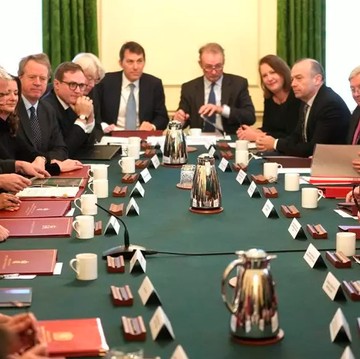 Reshuffle Kabinet Pernah Dilakukan 4 Negara Ini, Apa Alasannya?