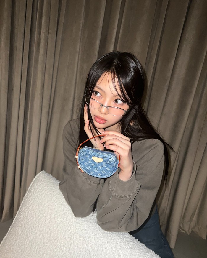 Sementara itu, selain resmi bertransformasi menjadi NJZ mulai 7 Februari 2025, girl group Korea satu ini juga dipastikan akan tampil sebagai headliner di ComplexCon Hong Kong 2025 pada 21-23 Maret 2025 nanti di AsiaWorld-Expo./ Foto: x.com/NewJeans_ADOR