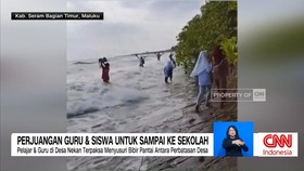 VIDEO: Perjuangan Guru dan Siswa untuk Sampai ke Sekolah
