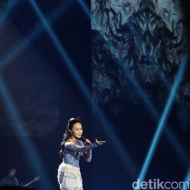 Lirik Lagu Tanda - Yura Yunita