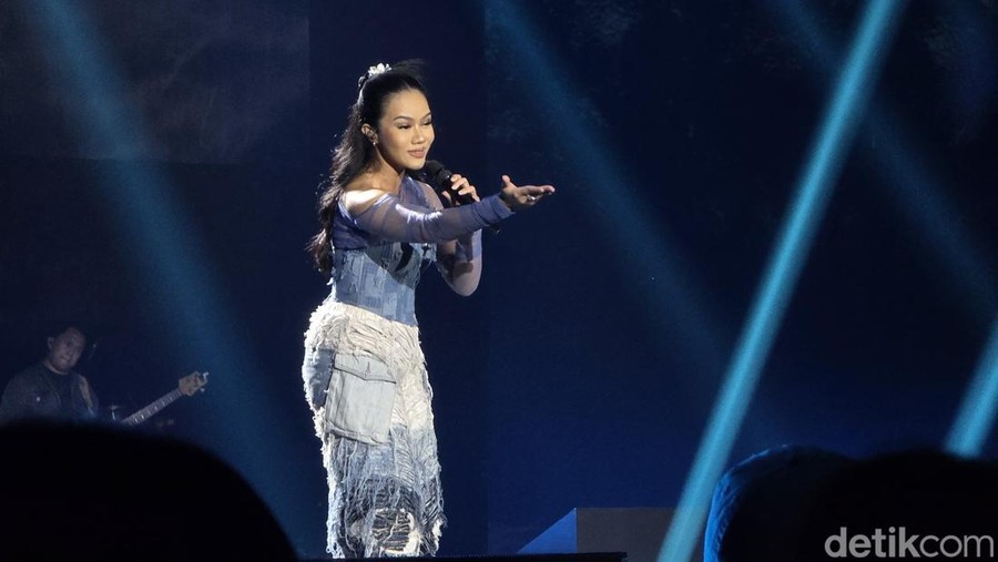 Yura Yunita di Galaxy Festival