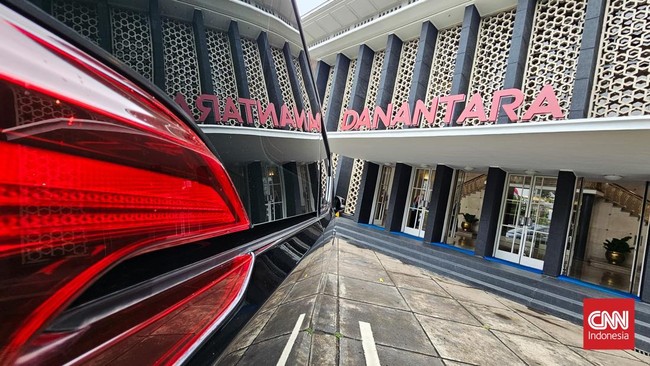 Pengamat menilai Danantara memerlukan waktu untuk bisa optimal dalam menggejot laju perekonomian Indonesia.