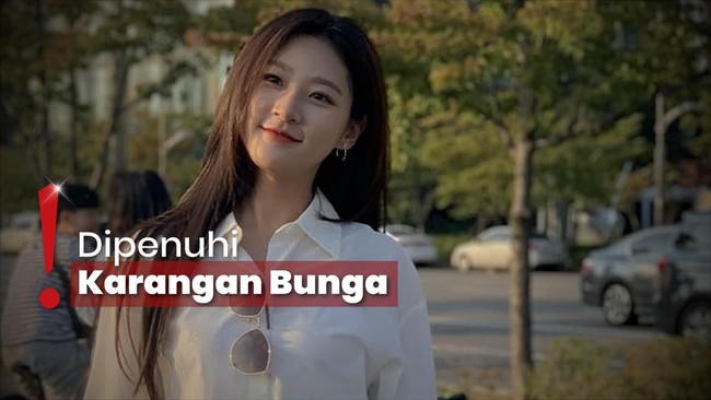 Aktor Won Bin-Han So Hee Datang Melayat ke Rumah Duka Kim Sae Ron