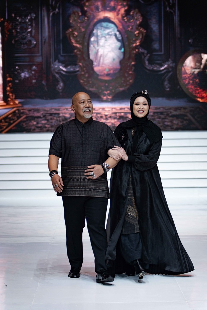 Koleksi ATACAMA dari Zaskia Sungkar