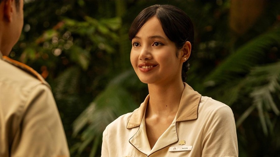 Penampilan Lisa BLACKPINK dalam serial The White Lotus 3