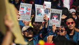 Pengamat Ungkap Makna di Balik Indonesia Gelap dan #KaburAjaDulu