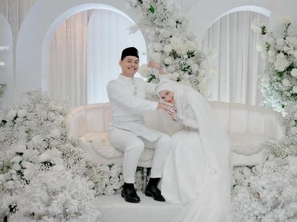 5 Potret Pertunangan hingga Pernikahan Yasmine Ow dengan Pria Malaysia usai Cerai dari Aditya Zoni