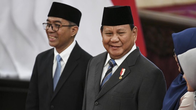 Prabowo Ingin Riset-riset Kampus Dukung Hilirisasi di Indonesia Mendiktisaintek menyatakan Presiden Prabowo ingin penelitian di kampus seiring sejalan dengan perkembangan industrialisasi dan hilirisasi di Indonesia.