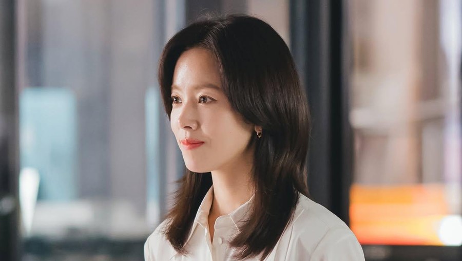 Han Ji Min di drama Love Scout