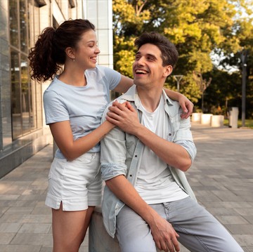 4 Zodiak yang Paling Cocok Jadi Pasangan Pisces, Jodoh Ideal!
