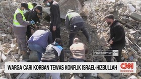 VIDEO: Warga Cari Korban Tewas Konflik Israel-Hizbullah