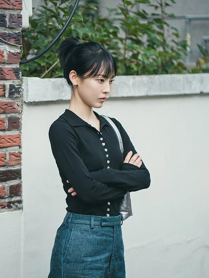 Aktris cantik Jeon So Nee baru-baru ini comeback akting melalui drama Korea Melo Movie (2025) yang tayang di Netflix./ Foto: instagram.com/netflixkr