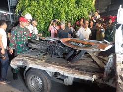 Kronologi Mobil Boks Tertabrak KA hingga Tewaskan Remaja di Matraman