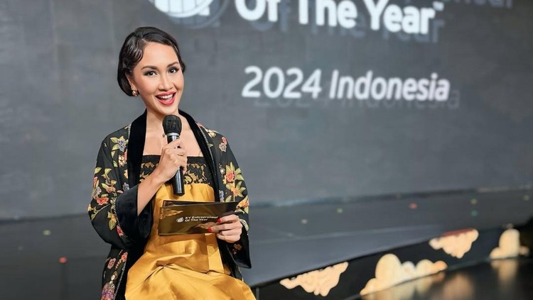 Ajeng Kamaratih Ajeng Kamaratih