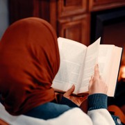 5 Buku yang Cocok Dibaca Gen Z saat Bulan Ramadan, Teman Refleksi Diri!