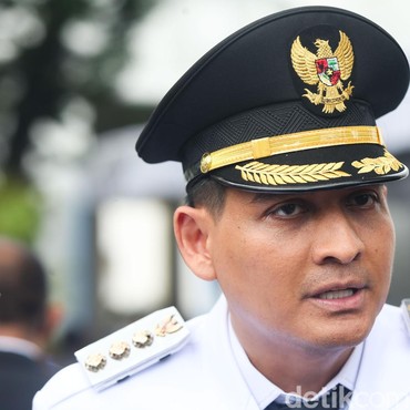 Respons Lucky Hakim Usai Disindir Dedi Mulyadi gegara Liburan ke Jepang Tanpa Izin