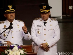 Janji Walkot Farhan di Hadapan Anggota DPRD Bandung