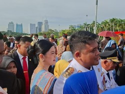 Bobby Nasution Didampingi Kahiyang Hadiri Pelantikan Kepala Daerah di Istana