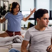 7 Hal 'Konyol' yang Sering Diperdebatkan Pasangan, dari Lampu Sampai Suhu Ruangan!