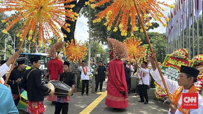 Lomba Kesenian Betawi Semarakkan Jakarta Fair 2025, Daftar Segera Pemprov DKI menghadirkan Lomba Kesenian Betawi di Jakarta Fair 2025, sebagai arena bagi generasi muda untuk unjuk produktivitas dan talenta seni.