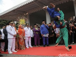 Video Palang Pintu Puncak HUT Jakarta: Saya Punya Anak Kuncinye