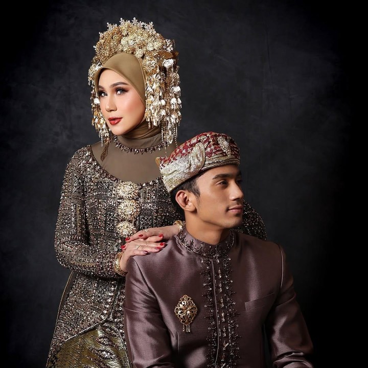 <p>Setelah menikah dengan Denny Wardhana, Marini Zumaris dikaruniai seorang putra tampan, Bunda. Pria yang lahir pada 1998 ini pun diberi nama Daffa Wardhana. (Foto: Instagram: @marinizumarnisreal)</p>