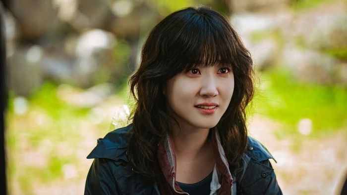 Tampil Beda! Park Eun Bin Tunjukkan Sisi Baru sebagai Dokter Bedah Saraf di Drama Hyper Knife