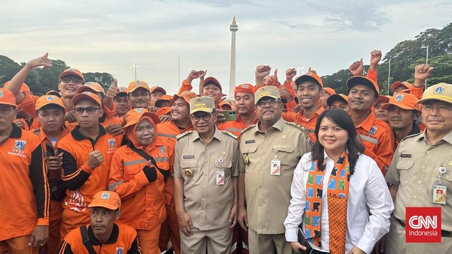 Gubernur DKI Jakarta Pramono Anung bakal mengubah persyaratan untuk petugas Penanganan Prasarana dan Sarana Umum (PPSU) dari menggunakan ijazah SMA menjadi SD.