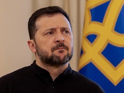 Video: Zelensky Ditanya Alasan Tak Pakai Jas Sebelum Cekcok dengan Trump