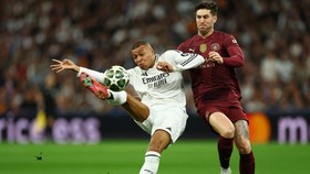 FOTO: Mbappe Mengamuk, Borong Tiga Gol ke Gawang Man City