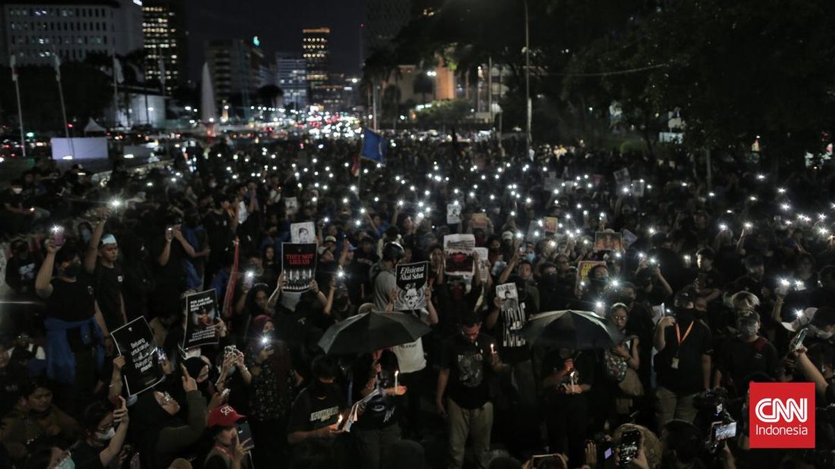 Pengamat: Demo Indonesia Gelap Respons Publik pada Kebijakan Negara